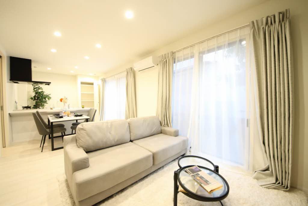 居室・リビング　家具等はイメージであり、賃貸物件に付属しておりません。※エ…