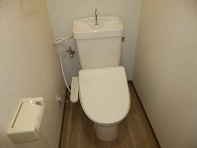 トイレ　ウォシュレット