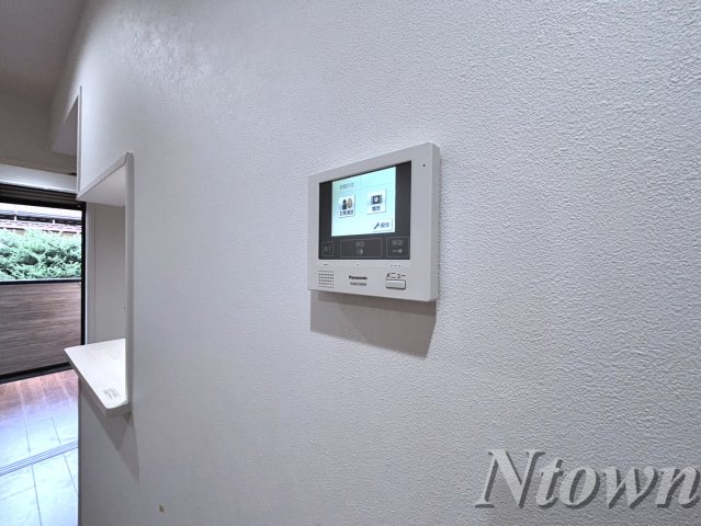 セキュリティ　モニター付きインターホンです