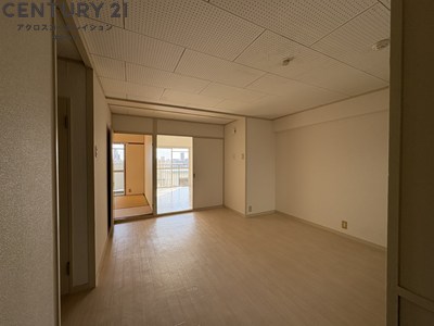 居室・リビング　日当たり良好なお部屋です。