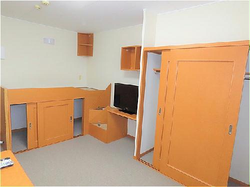 収納　クローゼット、ベッド下収納あり