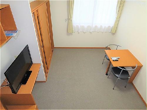 居室・リビング　ベッド上からのアングルです