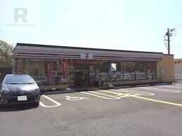 コンビニ　セブンイレブン男山店（コンビニ）まで135m