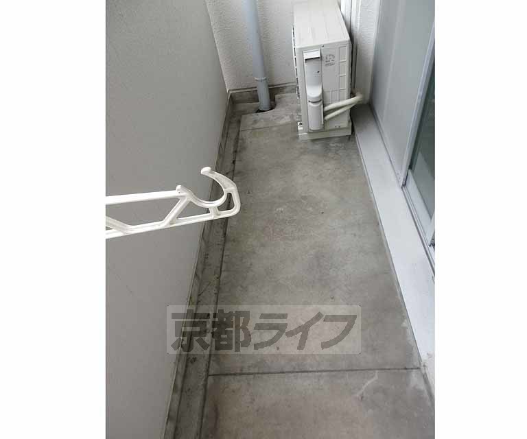 バルコニー　幅員の広いバルコニーです