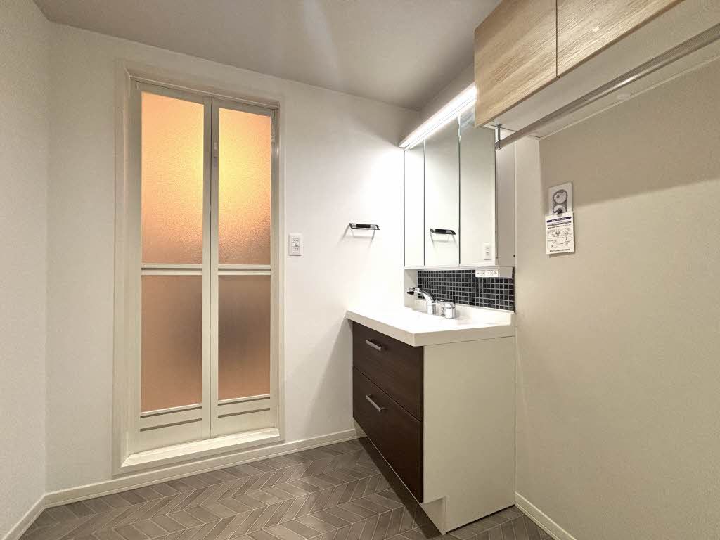 洗面設備　洗面所