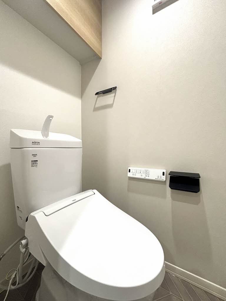 トイレ　トイレ