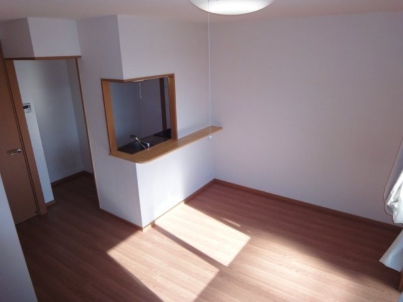 居室・リビング　図面と現状に相違がある場合には現状を優先