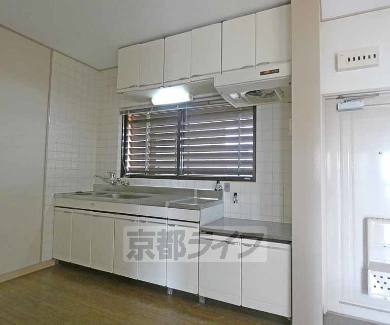 キッチン　キッチンです。