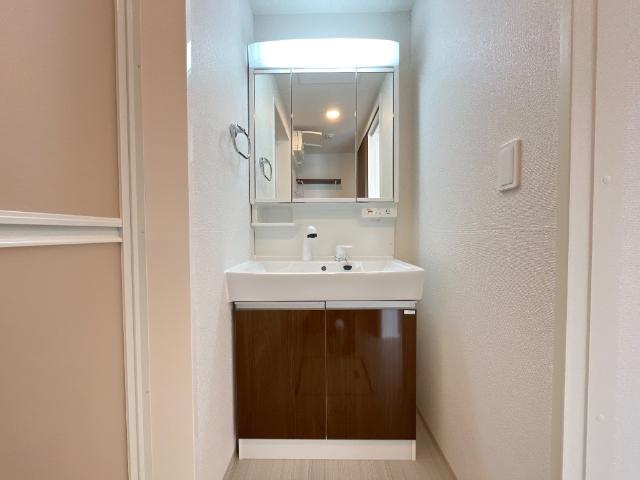 洗面設備　洗髪洗面化粧台（イメージ）