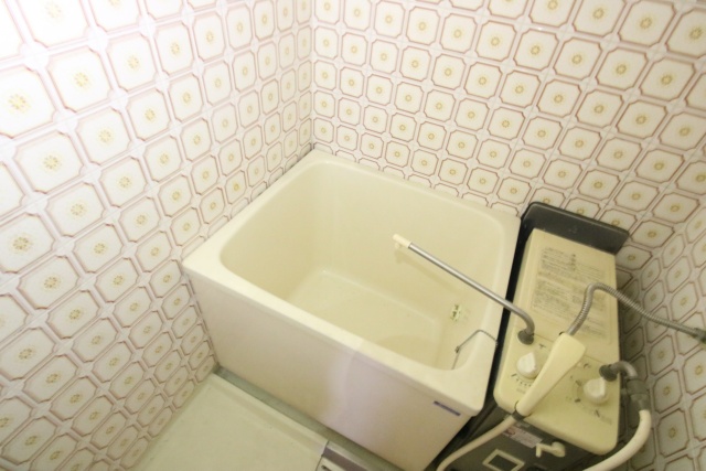 バス・シャワールーム　※同建物内別室の参考写真です、内装が異なる場合がございます