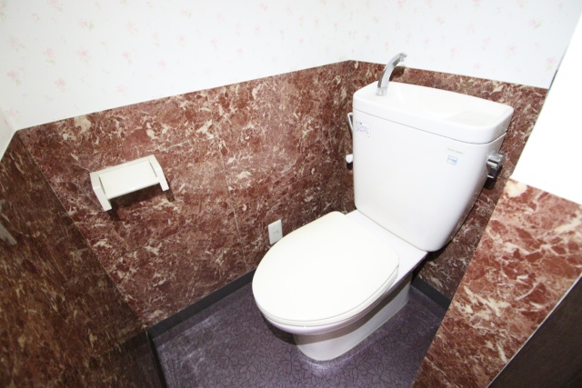 トイレ　別室の参考写真です。※現況優先
