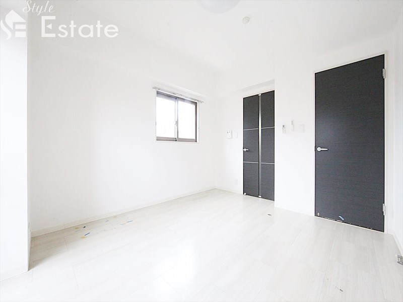 居室・リビング　内装