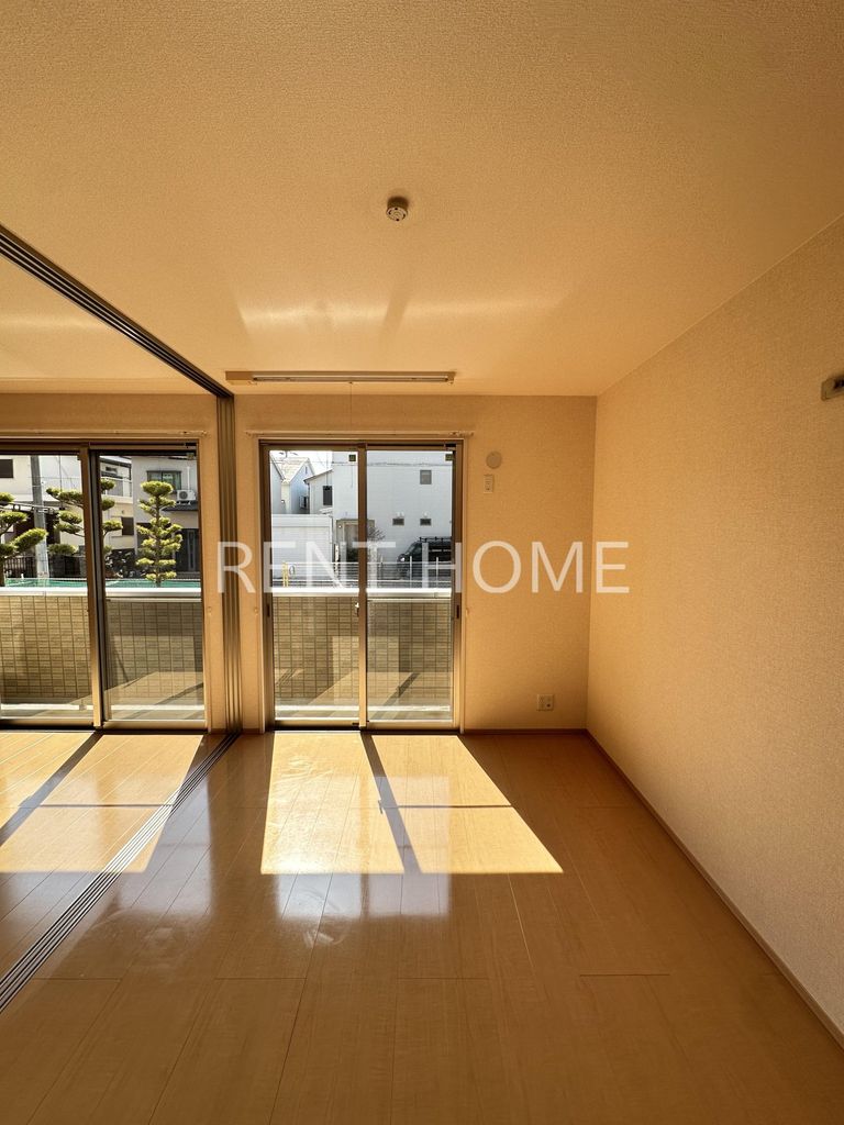 その他　室内洗濯機置場があります。