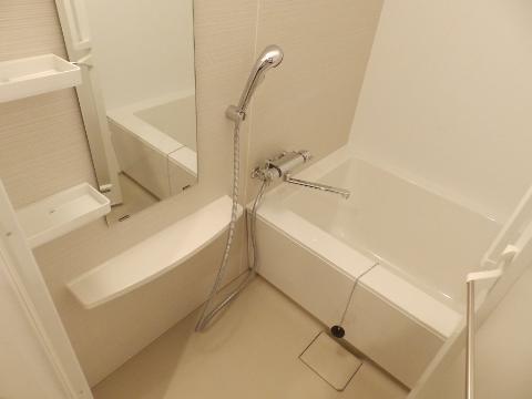 バス・シャワールーム　バス
