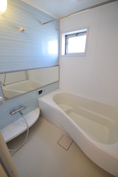 バス・シャワールーム　浴室