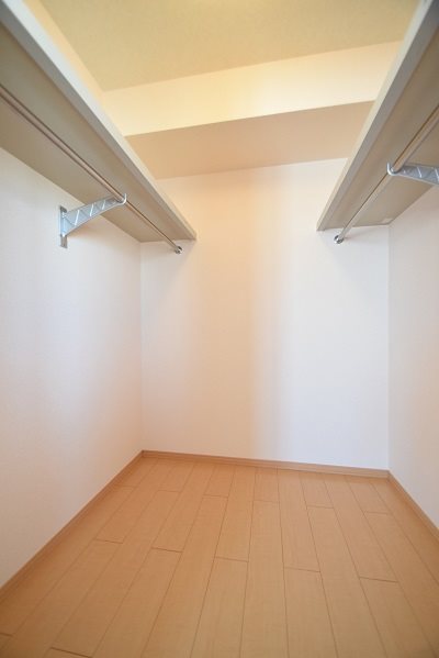 収納　ウォークインクローゼット