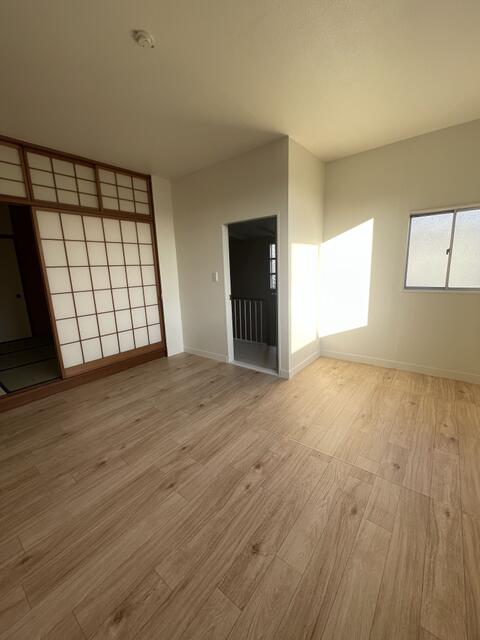 その他部屋・スペース　２階洋室＋和室