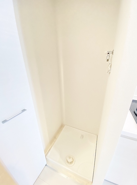 その他部屋・スペース　扉付室内洗濯機置場