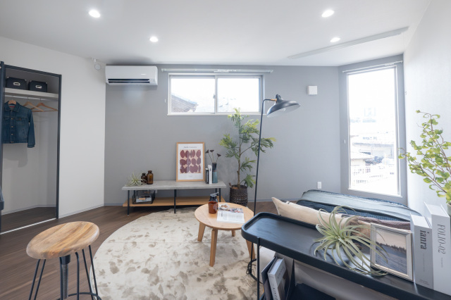 居室・リビング　家具・インテイリアは含みません。