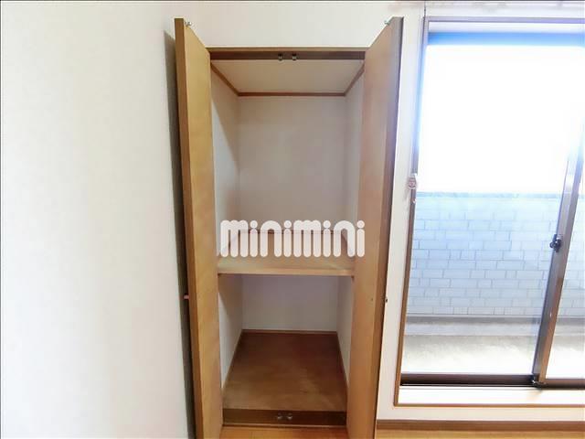 その他設備　各部屋に収納付き。