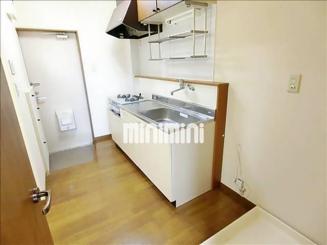 キッチン　約３帖のキッチンスペース。