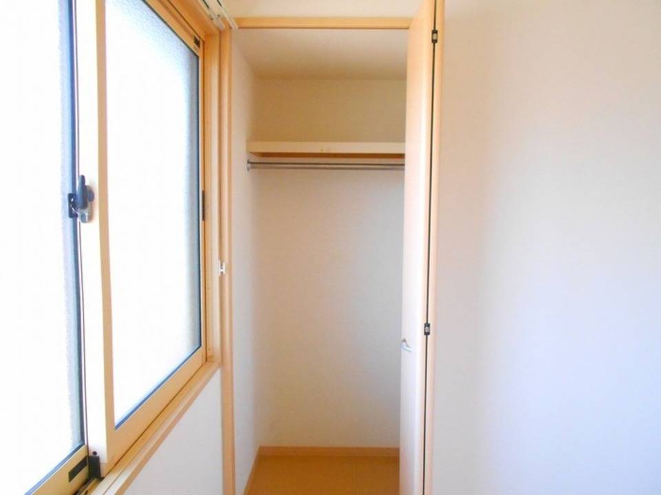 収納　クローゼット