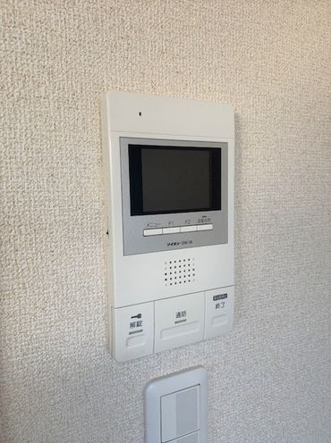 セキュリティ　★TV付インターホンだから安心★