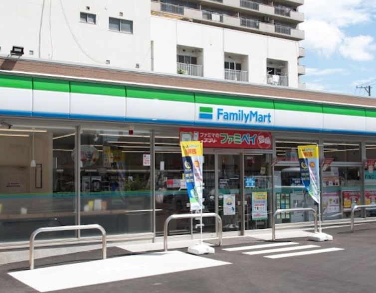 コンビニ　ファミリーマート宇品神田店（コンビニ）まで83m