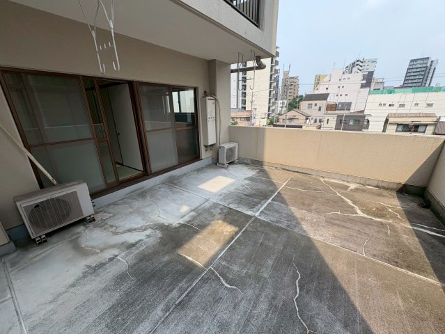 バルコニー　サンパーク千代田