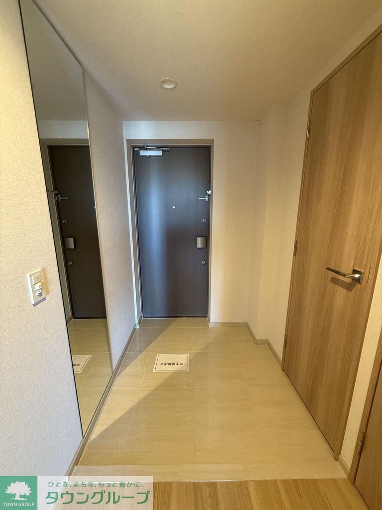 玄関　キッチン