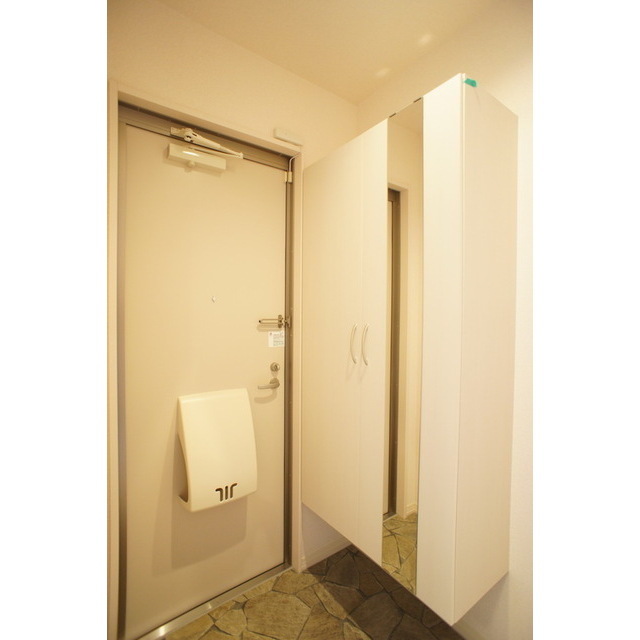 玄関　シューズボックス完備