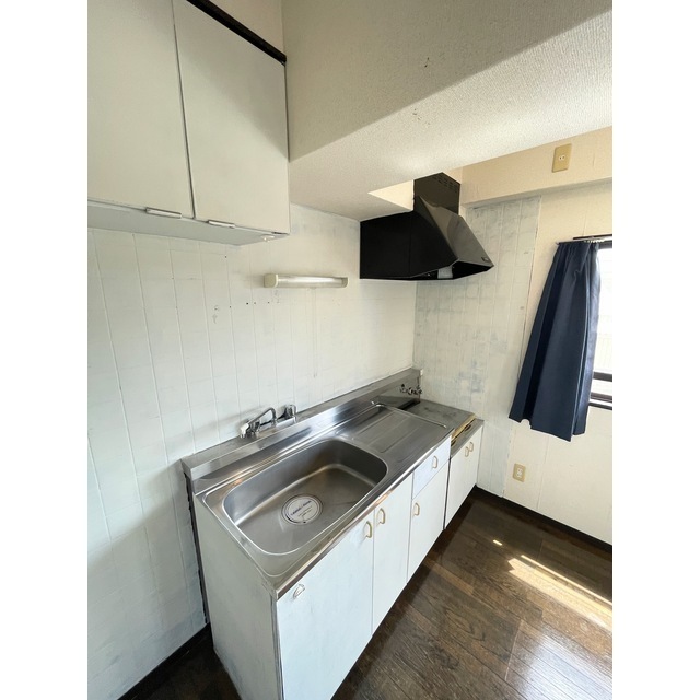 キッチン　収納多めのキッチンです