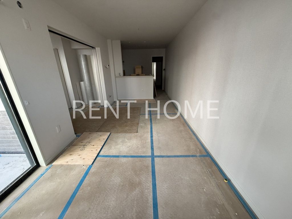 居室・リビング　建築中です