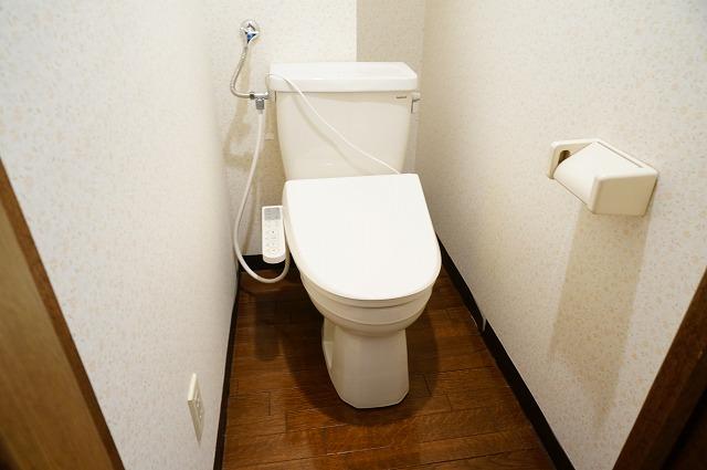 トイレ　トイレ
