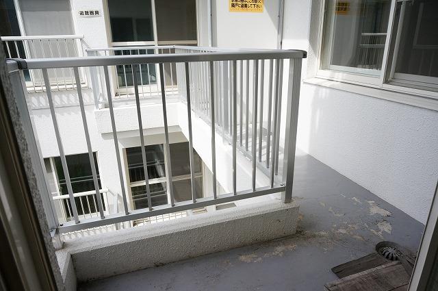 バルコニー　バルコニー