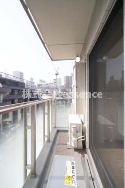 バルコニー　弊社ではオンライン対応・現地対応可能です♪