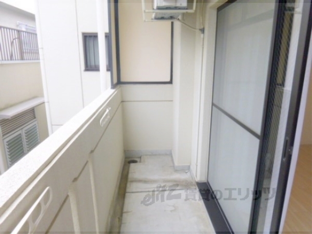 バルコニー　広いベランダです