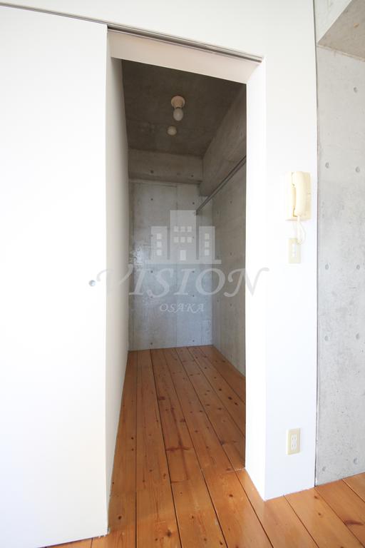 収納　別タイプのお部屋の写真になります。