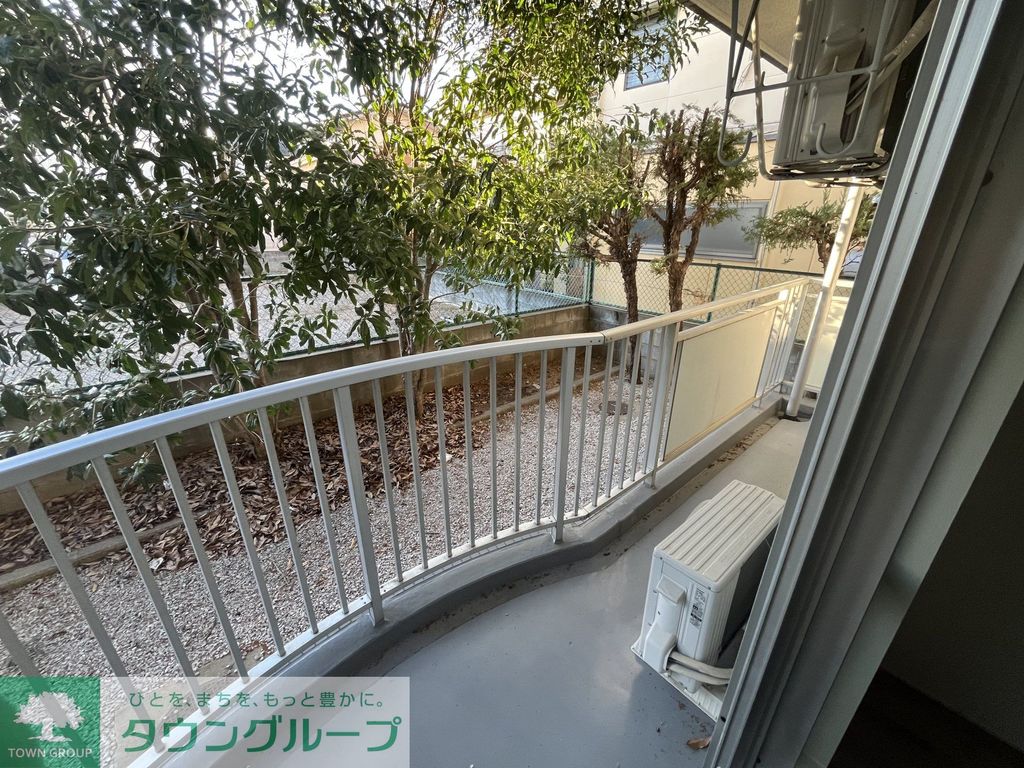 バルコニー　庭