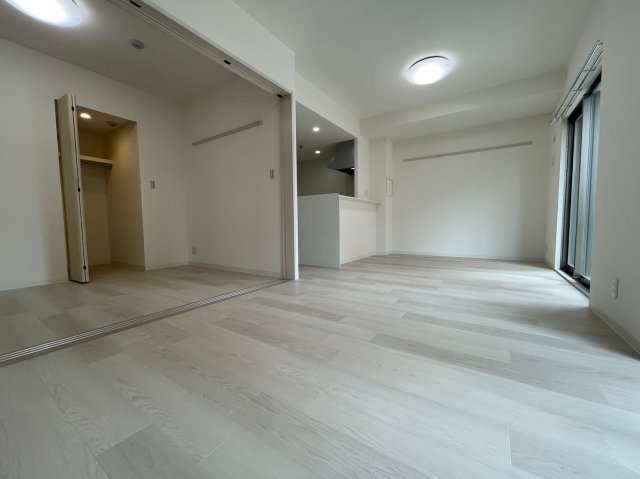 居室・リビング　詳細は、RISUMO江坂本店→06-6155-7137まで♪