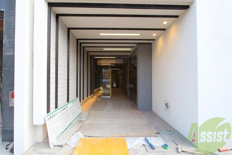 エントランス　お洒落なエントランスが迎えてくれます