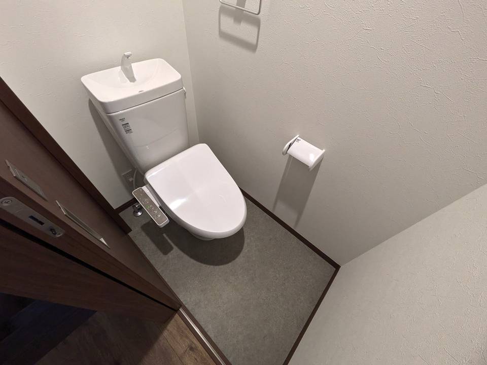 トイレ　トイレ