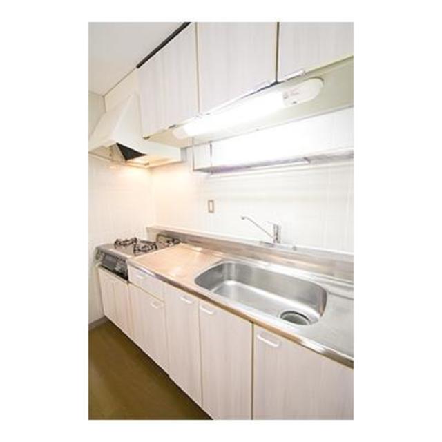 キッチン　※写真は同タイプ住戸です。