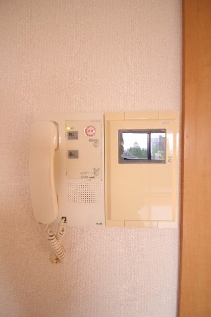 セキュリティ　同物件、別号室のものです。