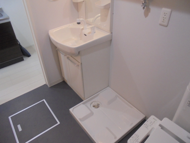 洗面設備　同型タイプ