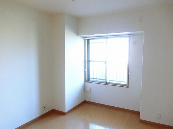 その他部屋・スペース　明るい洋室！