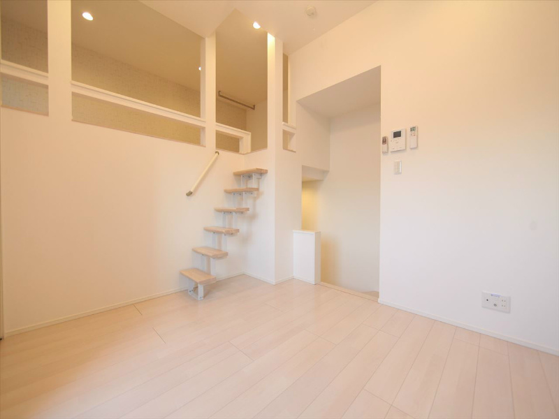 その他　洋室6.2帖　ロフト5.6帖（収納にも使えます）同型写真