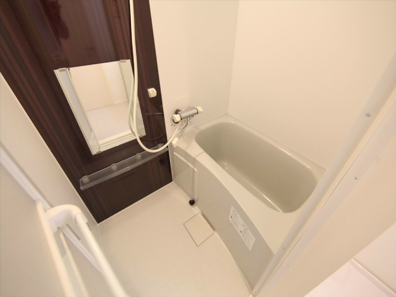 バス・シャワールーム　浴室暖房乾燥機付風呂　同型写真