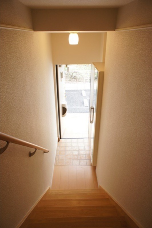 玄関　図面と現状に相違がある場合には現状を優先