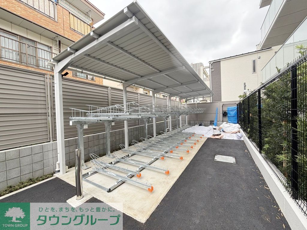 駐車場　駐車場